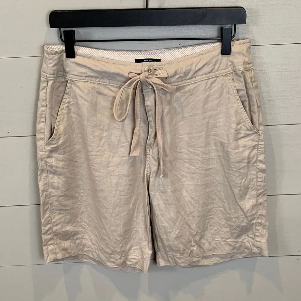 Jones & Co 100% linen drawstring Bermuda style shorts size 6